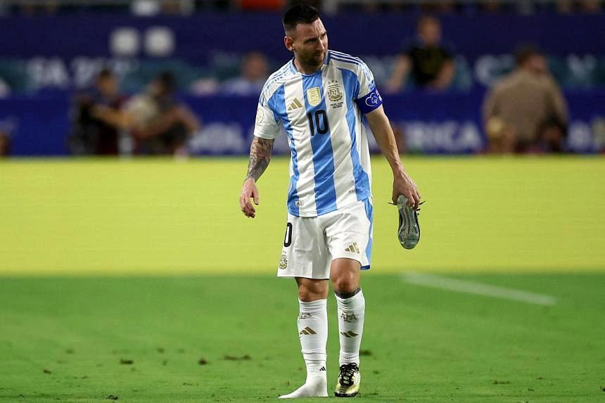 Messi's injury sidelines him from Argentina's World Cup qualifiers squad