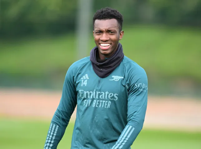 Eddie Nketiah stands firm on Â£120k-a-week wage demands in negotiations with Nottingham Forest