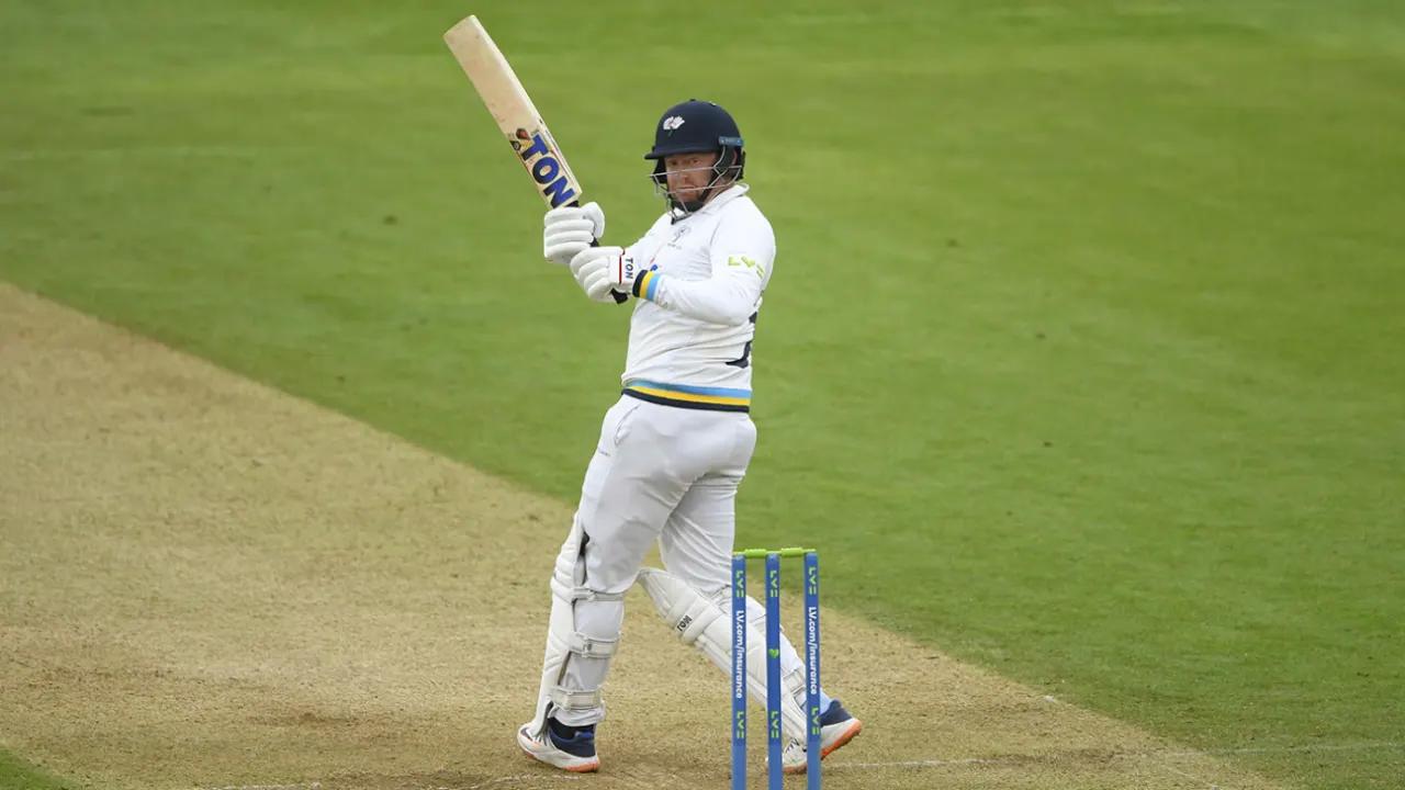 Jonny Bairstow's blazing half-century restores Yorkshire dominance