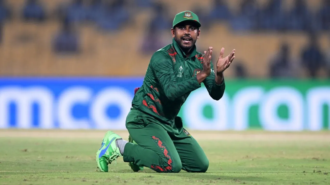 Mehidy rejoins T20I squad after Shakib's retirement