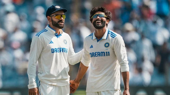 Jadeja emulates Dhoni's legendary act flawlessly as India's woes are compounded by Sundar's lackluster effort