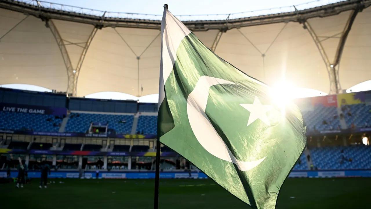 Mohammad Nazir, ex-Pakistan offspinner and respected umpire, passes away